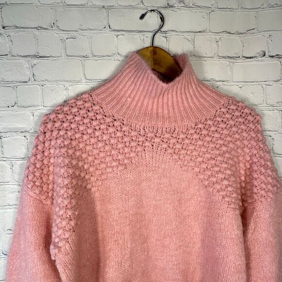 Free People Bradley Sweater Pink Small  Knitted Pullover Cropped Boho Chunky - Picture 2 of 9